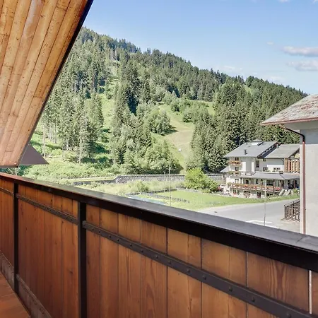 아파트 Family Chalet Ski And Trekking *